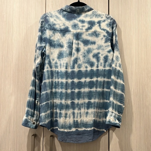 Ruff Hewn Tie Dye Button Down Shirt Blue &‎ White (Fits Like Small) - Picture 2 of 12